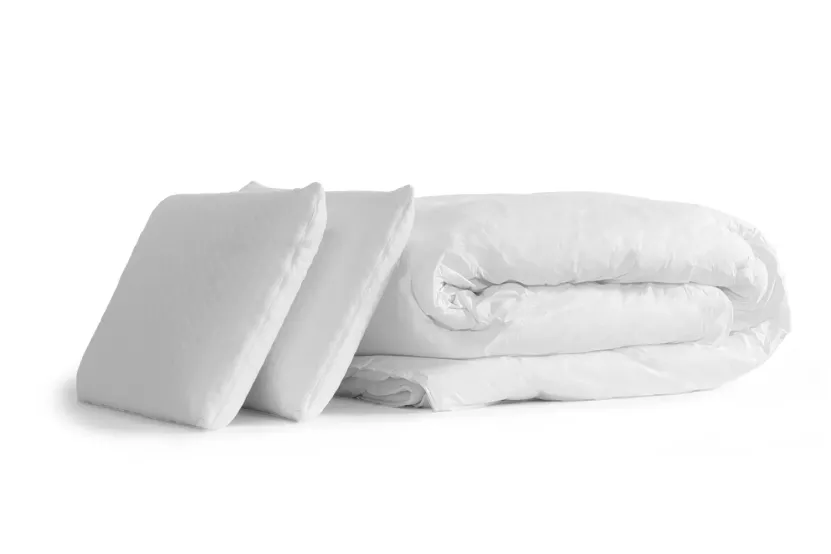 Pack lit complet - Matelas 160x200 cm + Sommier tapissier (monobloc) + 2 oreillers + Couette - Form